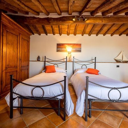 Tognazzi Casa Vacanze - Casa Vico Zambra Bagian luar foto
