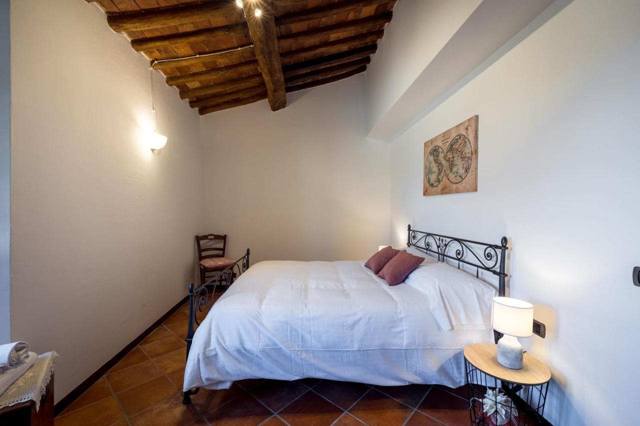 Tognazzi Casa Vacanze - Casa Vico Zambra Bagian luar foto