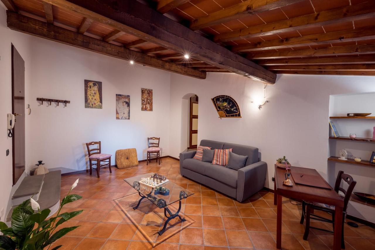 Tognazzi Casa Vacanze - Casa Vico Zambra Bagian luar foto