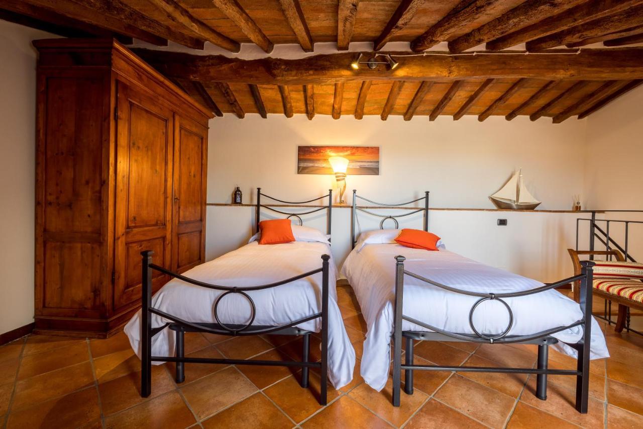 Tognazzi Casa Vacanze - Casa Vico Zambra Bagian luar foto