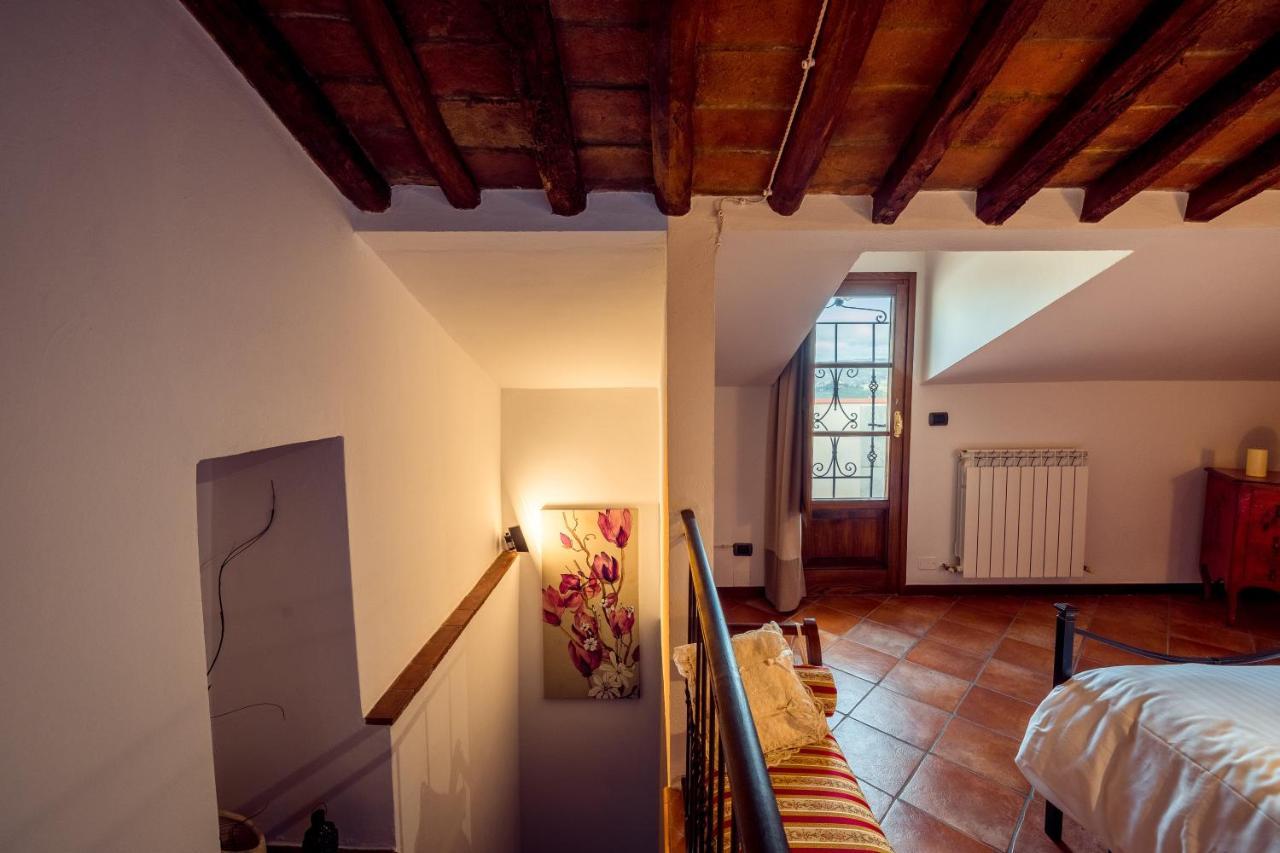 Tognazzi Casa Vacanze - Casa Vico Zambra Bagian luar foto