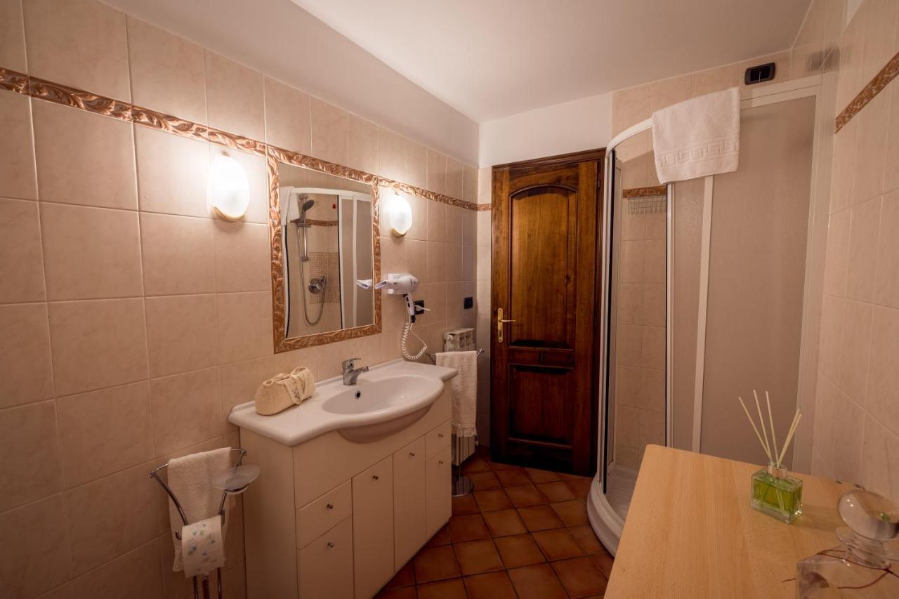 Tognazzi Casa Vacanze - Casa Vico Zambra Bagian luar foto