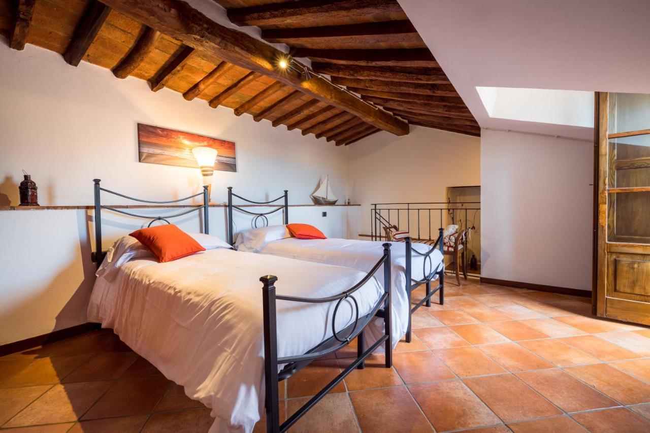 Tognazzi Casa Vacanze - Casa Vico Zambra Bagian luar foto